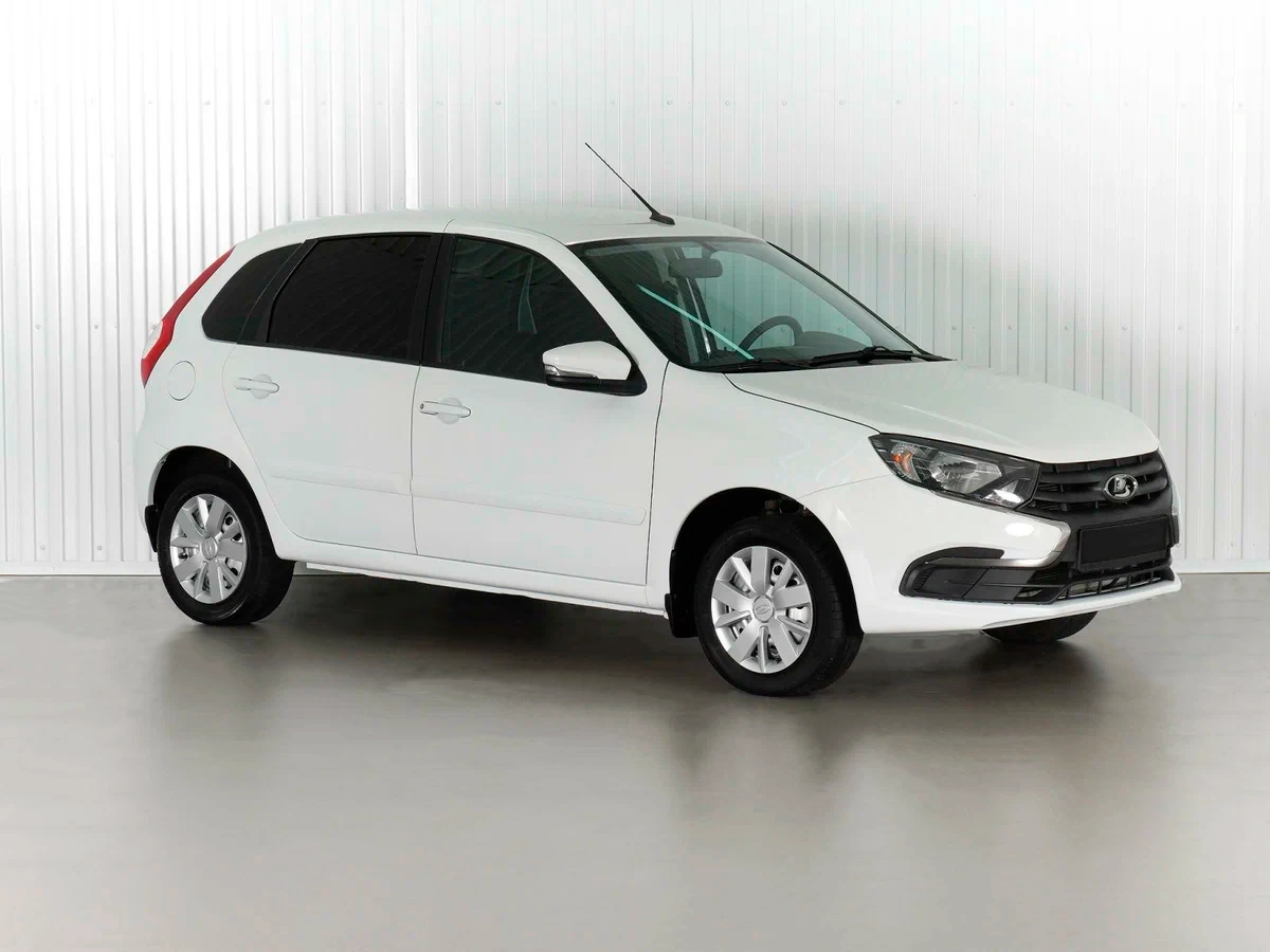 Lada Granta Хэтчбек в Новосибирск - фото №1