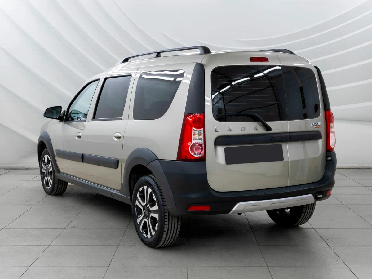 Lada Largus Cross в Новосибирск - еще фото
